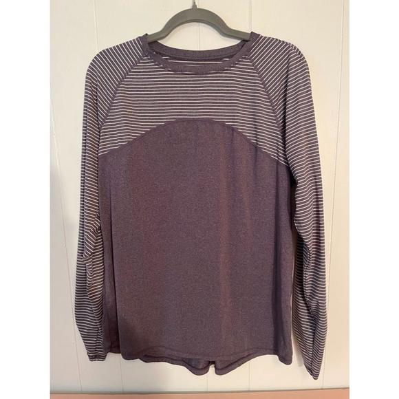 Avia Tops - Women’s Avia‎ long sleeve Heather purple top size Large.